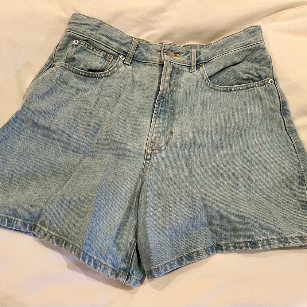 Everlane Organic Cotton Denim A-Line Shorts Size: 28